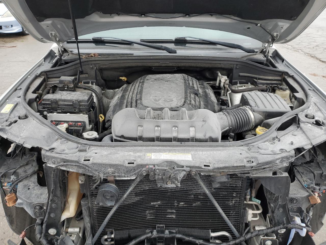 2011 Jeep Grand Cherokee - Image 12