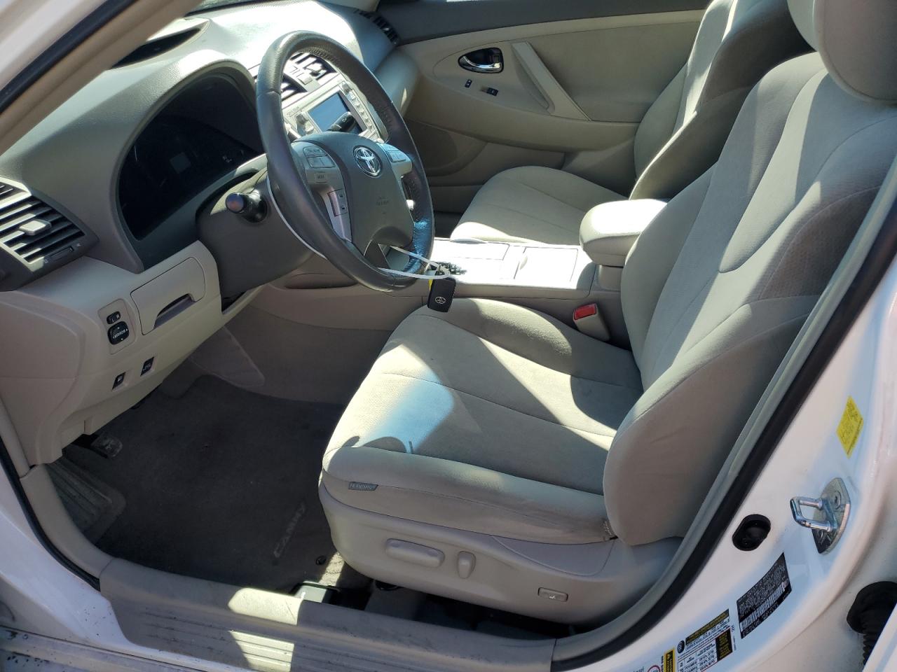 2011 Toyota Camry - Image 7