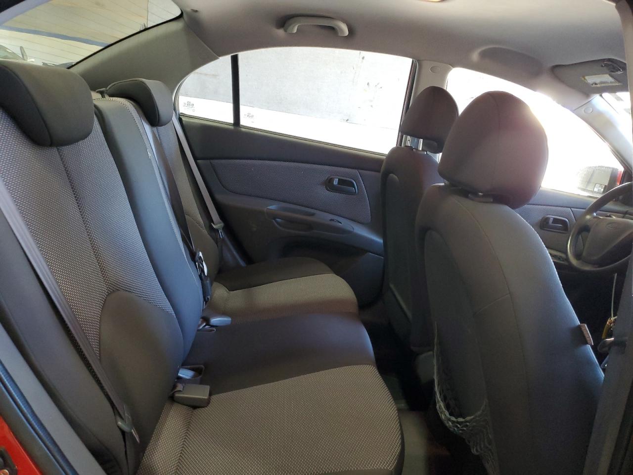 2009 Kia Rio - Image 10