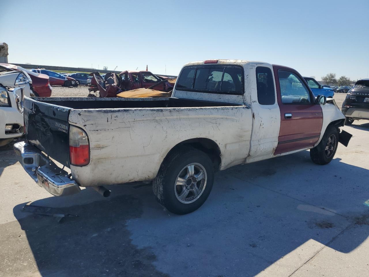 2000 Toyota Tacoma - Image 3