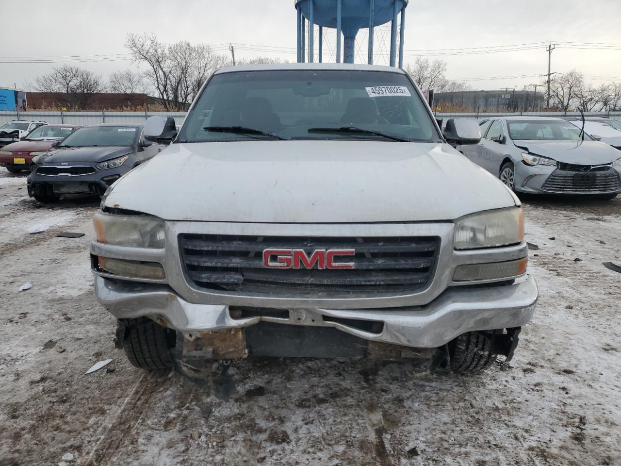 2006 GMC Sierra - Image 5