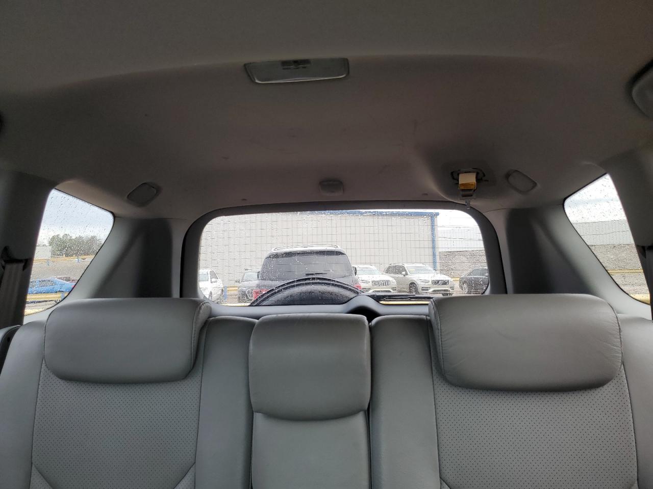 2010 Toyota RAV 4 - Image 10