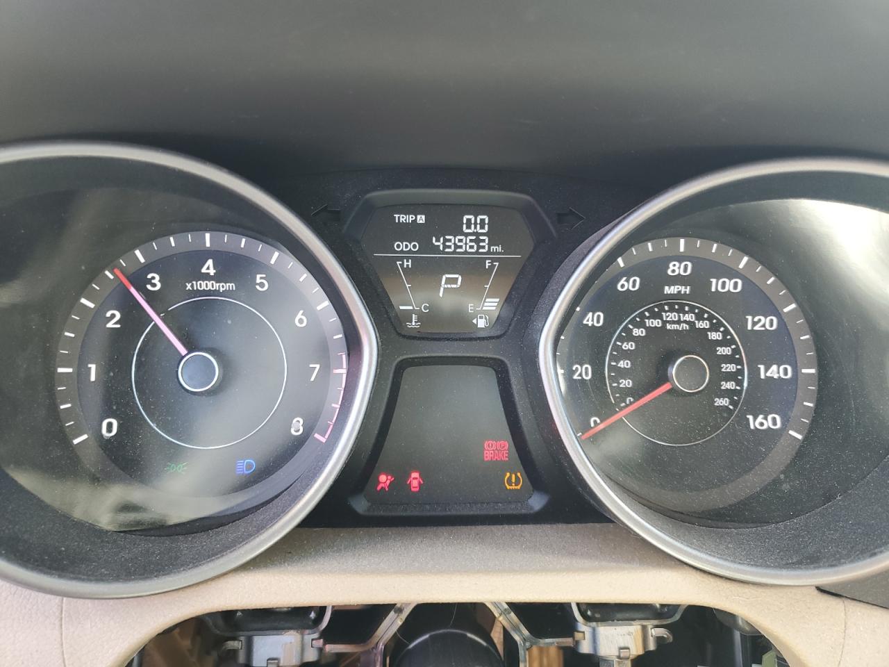 2013 Hyundai Elantra - Image 9
