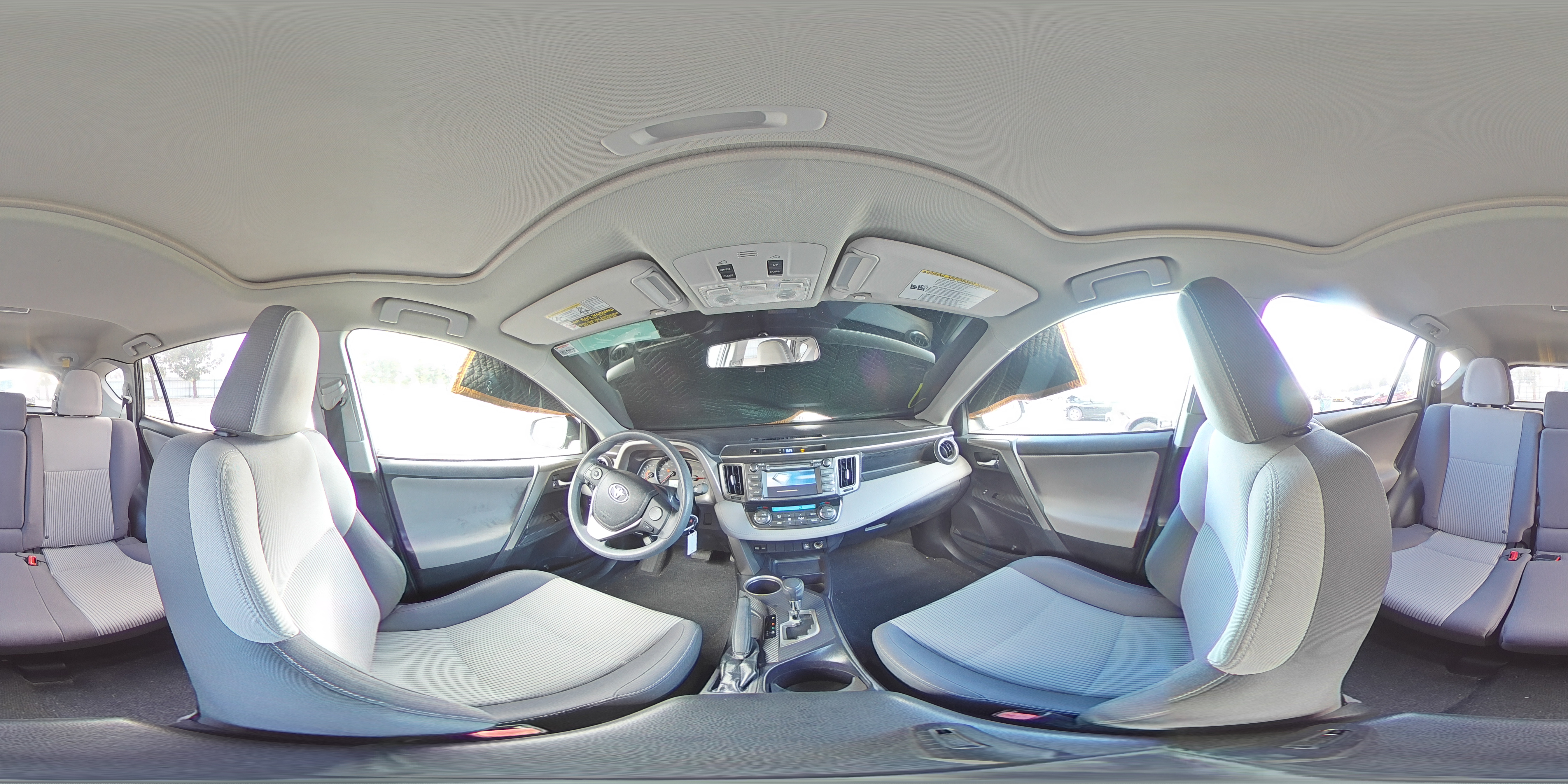 2014 Toyota RAV 4 - Image 13