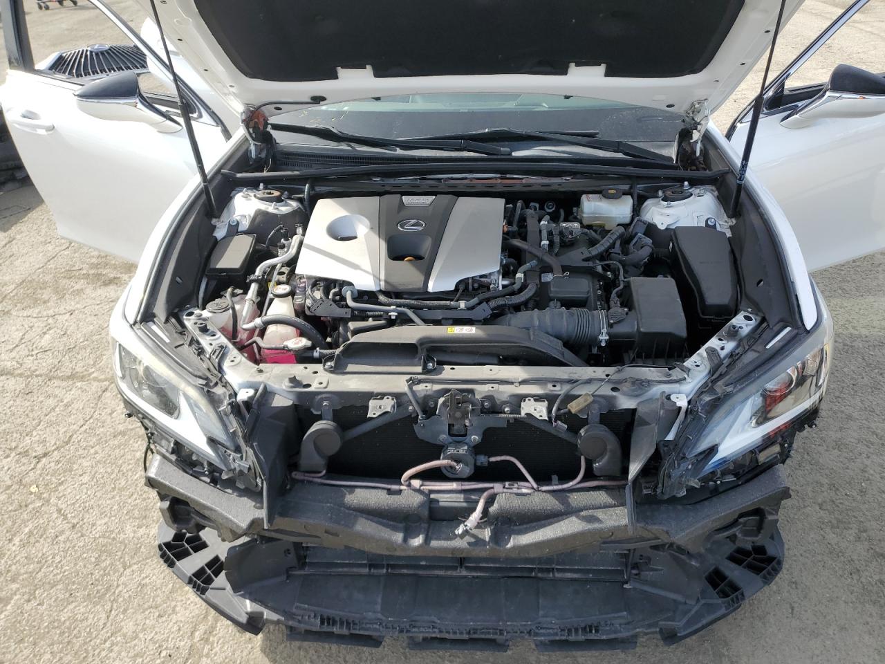 2019 Lexus ES - Image 11