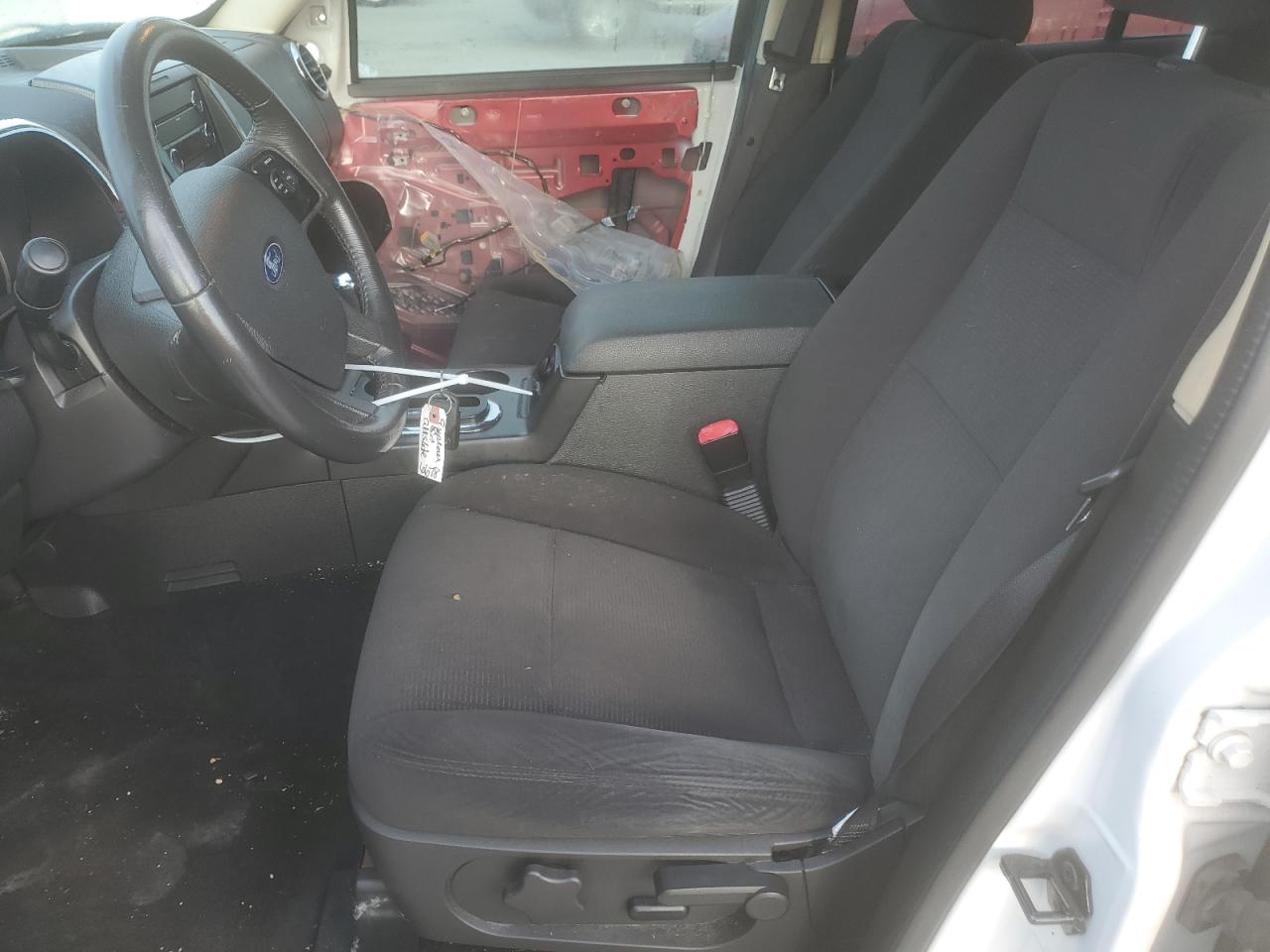 2010 Ford Explorer - Image 7