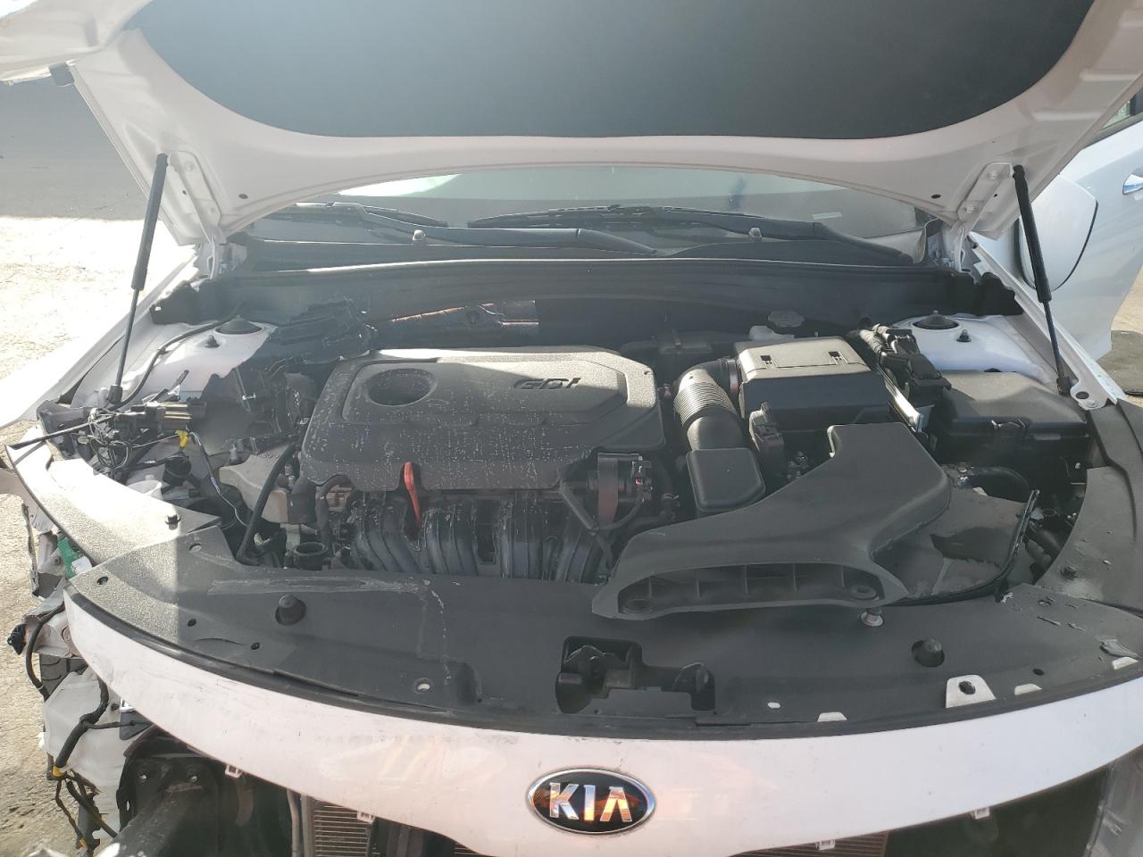 2020 Kia Optima - Image 11