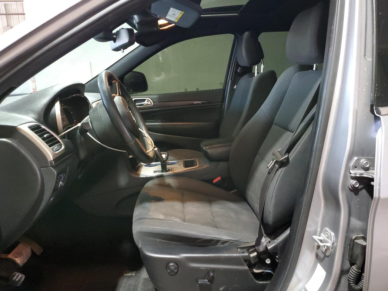 2014 Jeep Grand Cherokee - Image 7