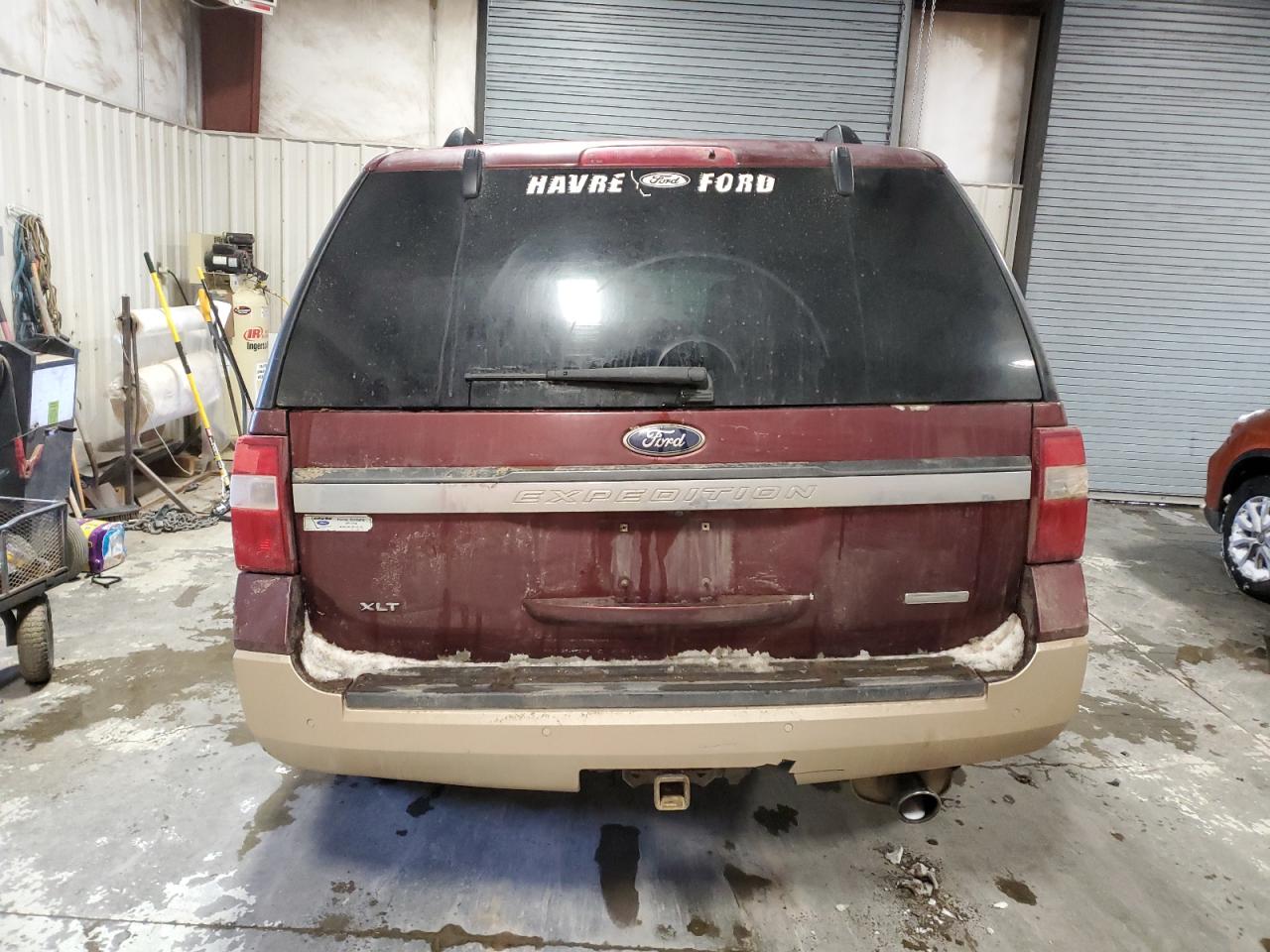 2016 Ford Expedition Xlt VIN: 1FMJU1JT5GEF33879 Lot: 42388105