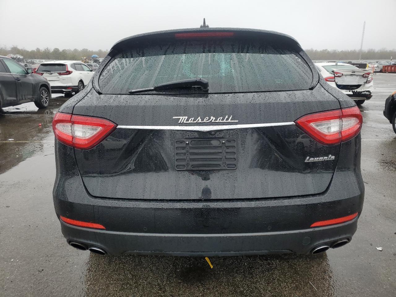 2017 Maserati Levante - Image 6