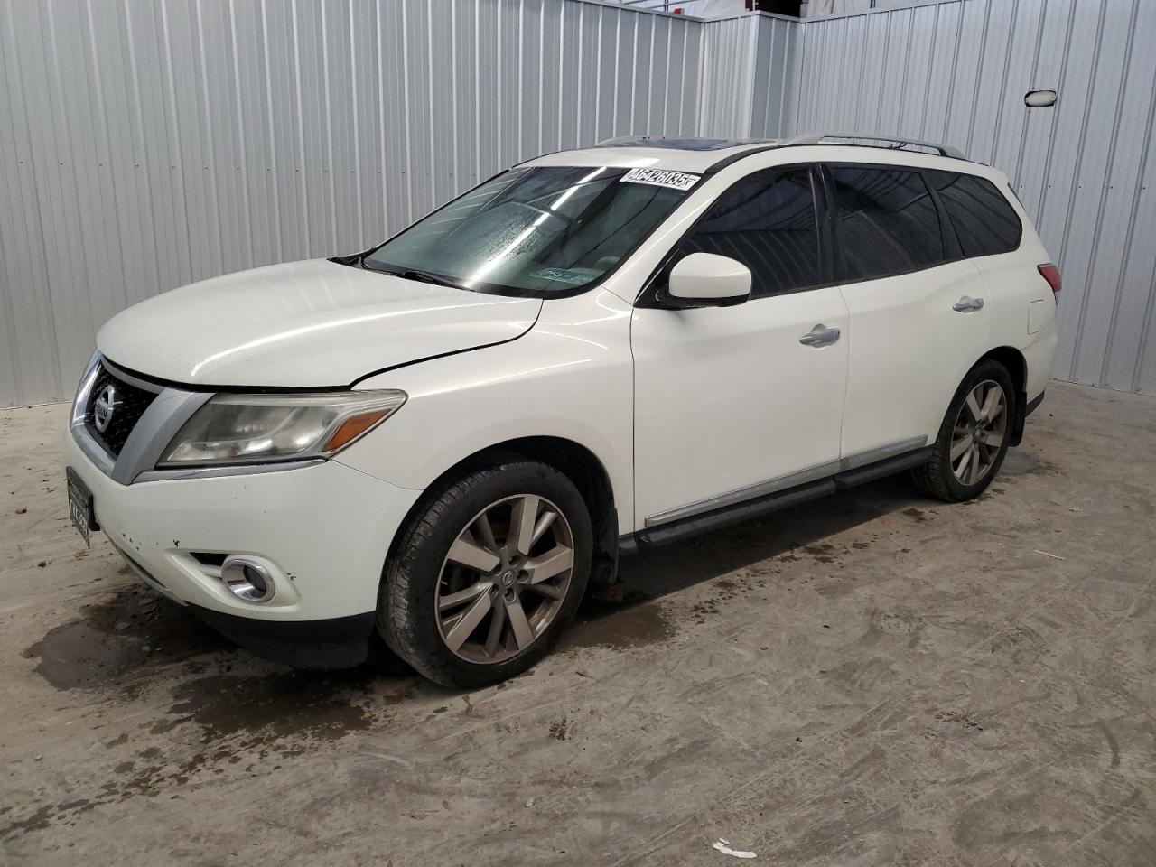 2014 Nissan Pathfinder - Image 1