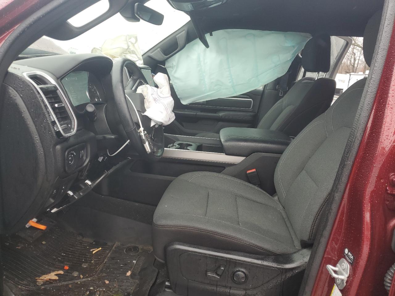 2022 RAM 1500 - Image 7