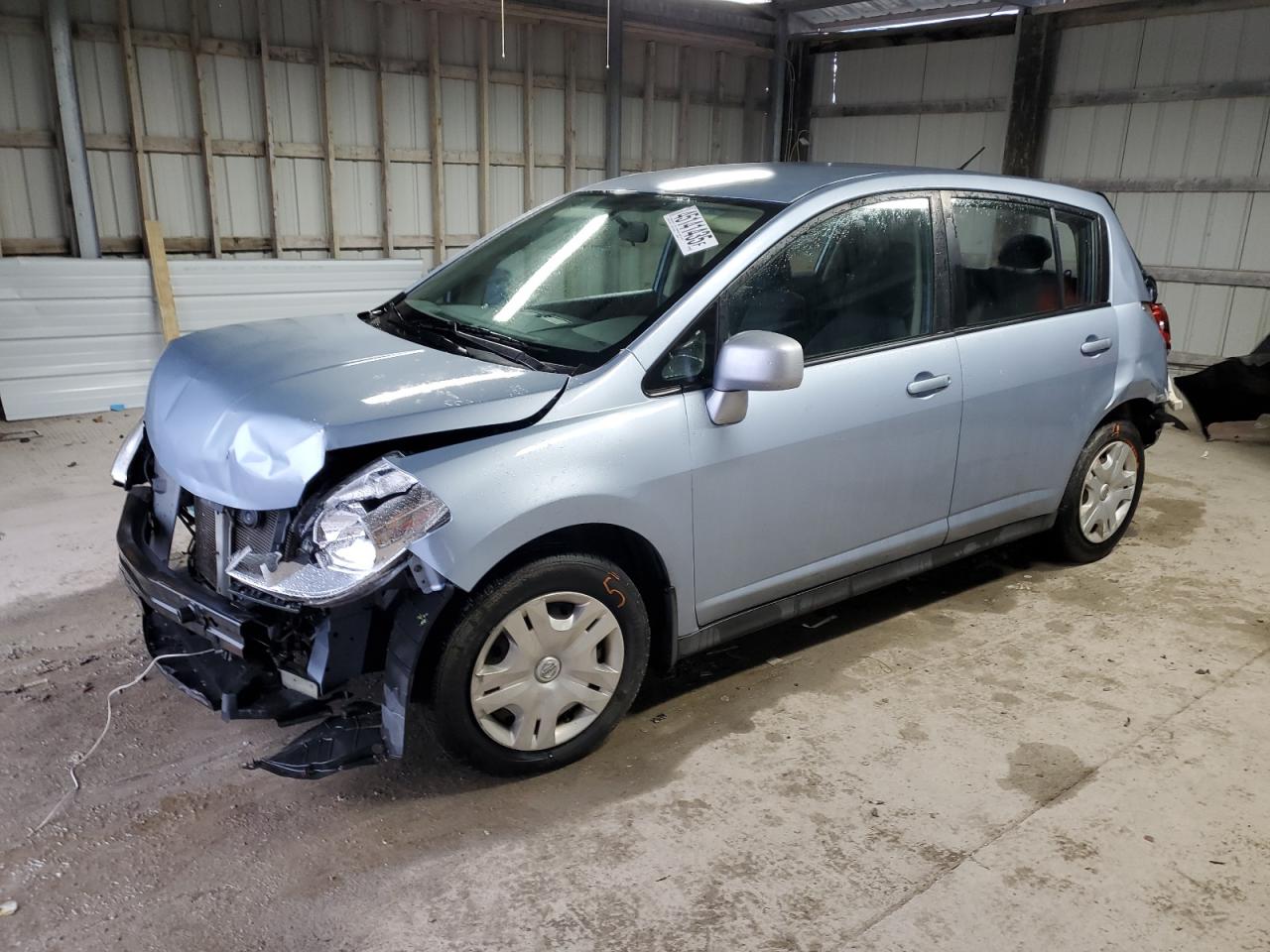 2010 Nissan Versa - Image 1