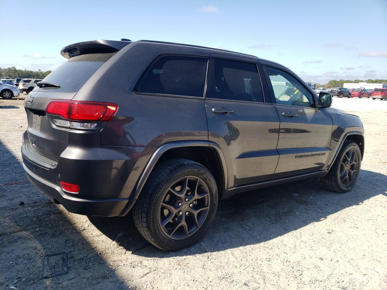 2021 Jeep Grand Cherokee - Image 3