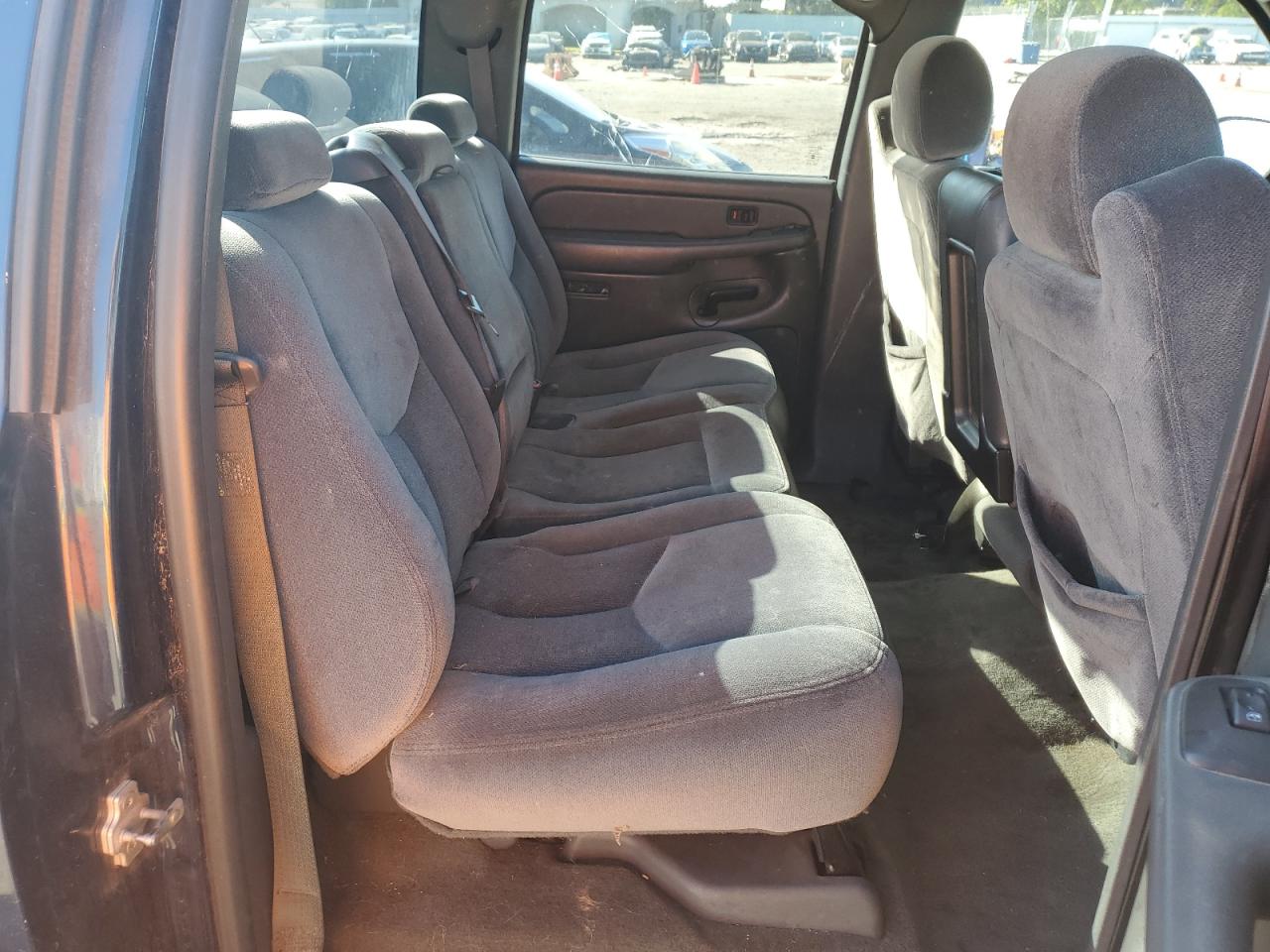 2006 GMC Sierra - Image 10