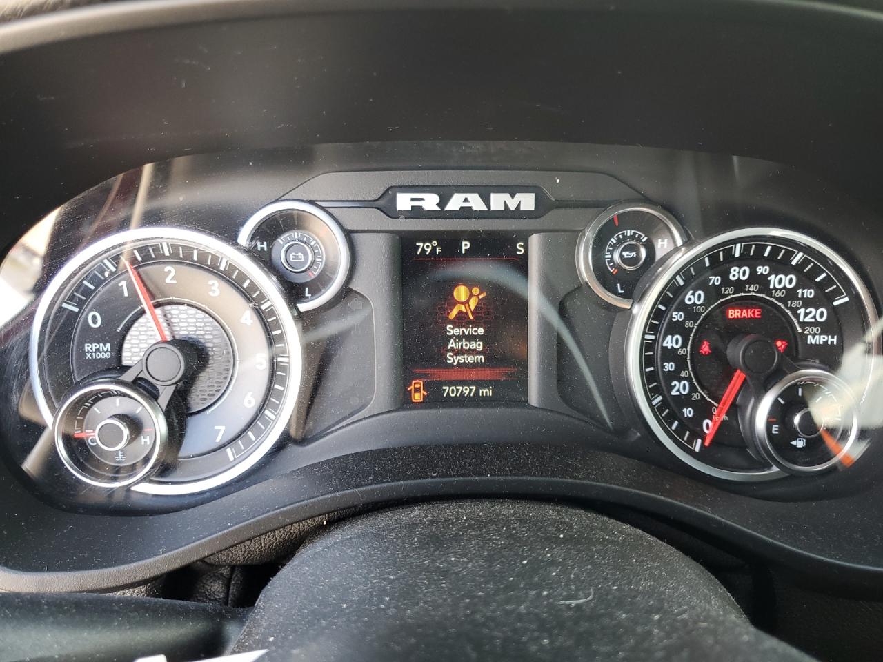 2022 RAM 1500 - Image 9