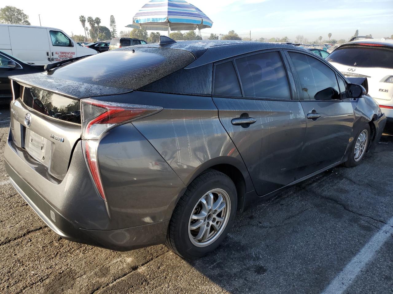 2016 Toyota Prius - Image 3