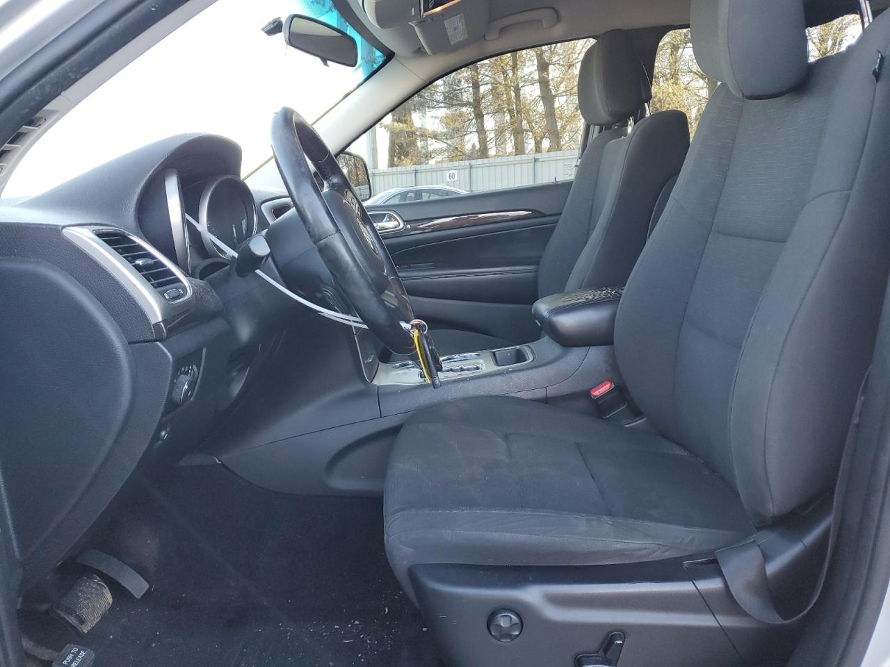 2011 Jeep Grand Cherokee - Image 7