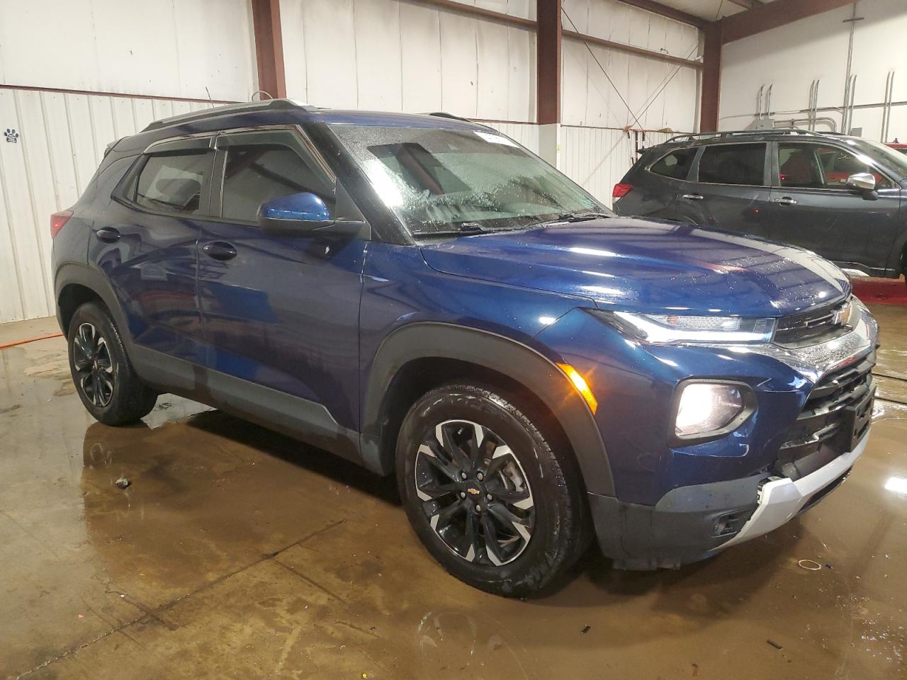2022 Chevrolet TrailBlazer - Image 4