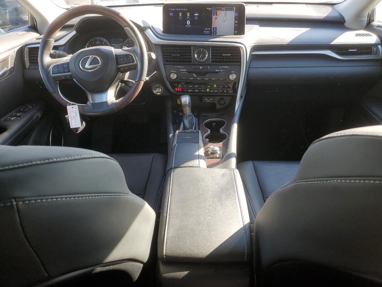 2022 Lexus RX - Image 8