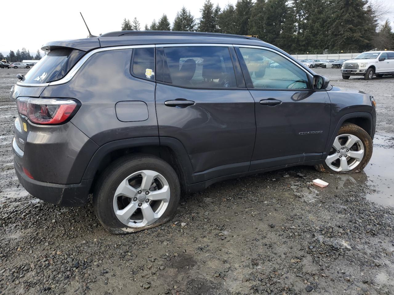 2021 Jeep Compass - Image 3
