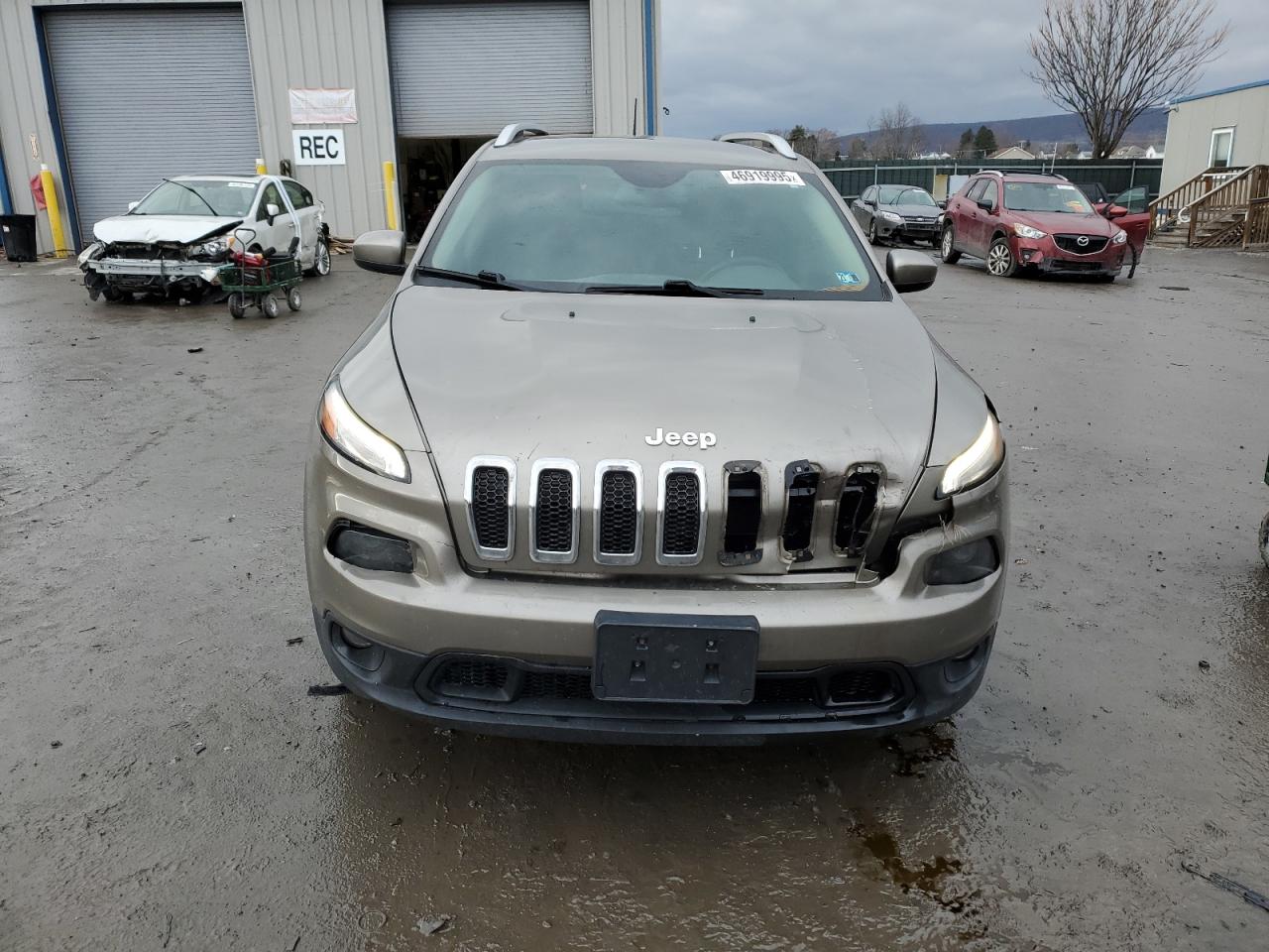 2016 Jeep Grand Cherokee - Image 5