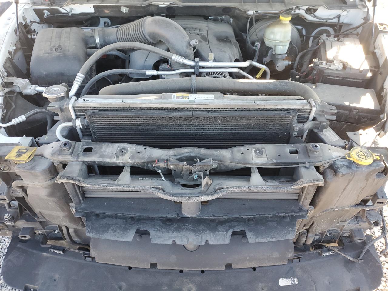 2016 RAM 1500 - Image 11