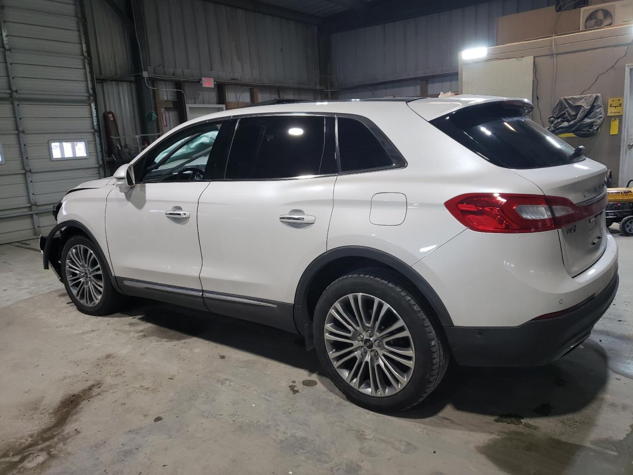 2017 Lincoln MKX - Image 2