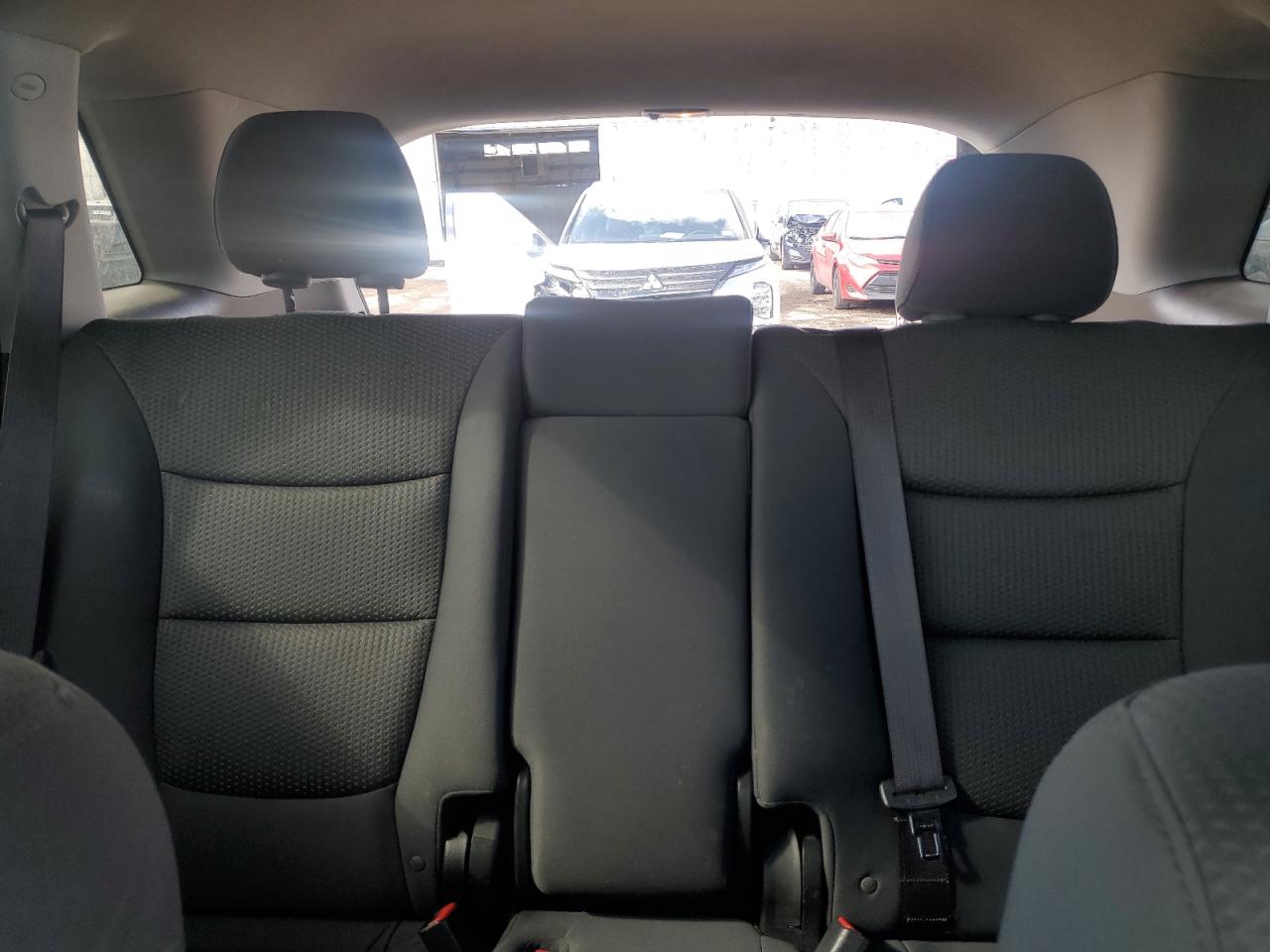 2012 Kia Sorento - Image 10