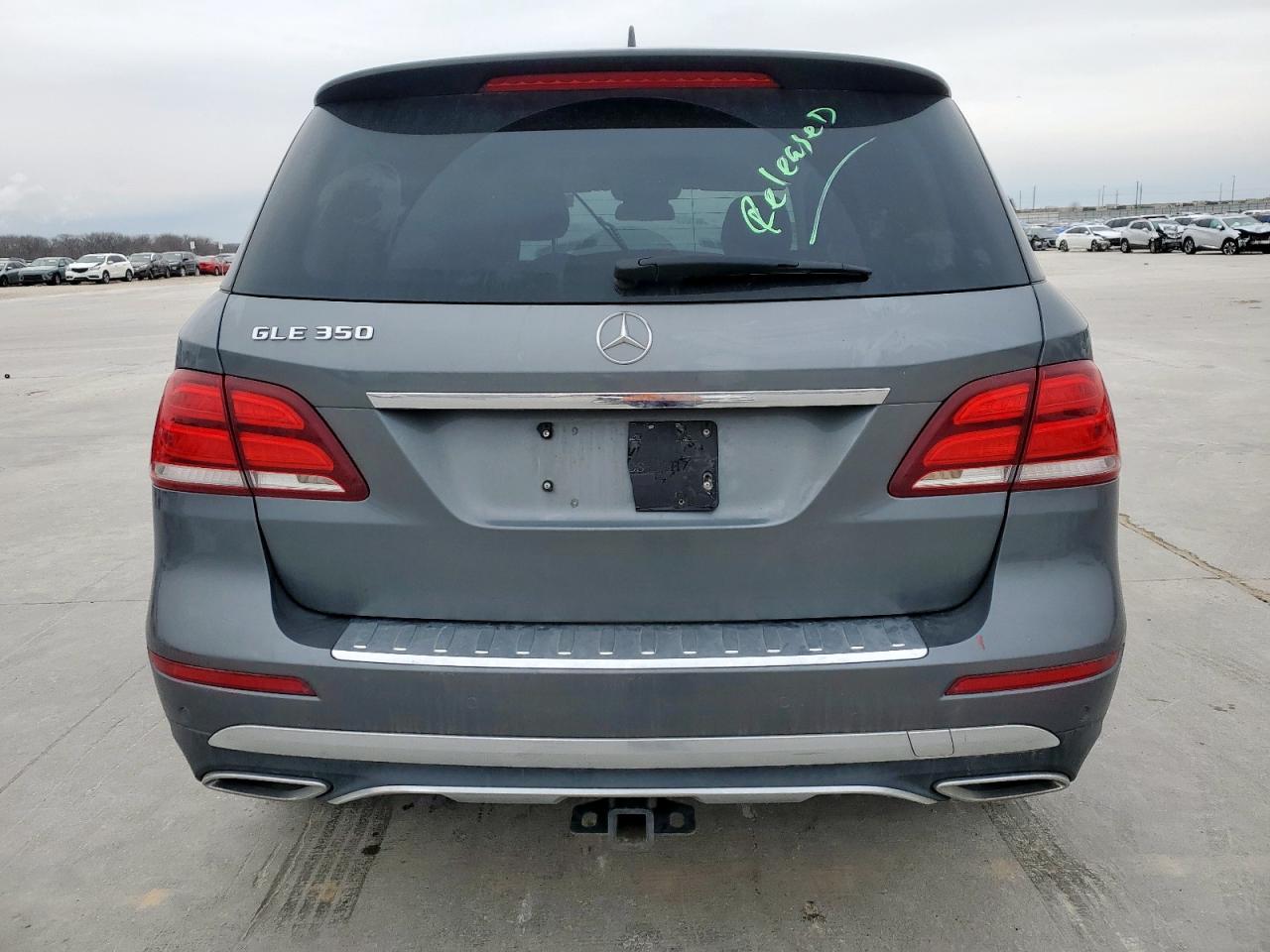 2017 Mercedes-Benz GLE - Image 6
