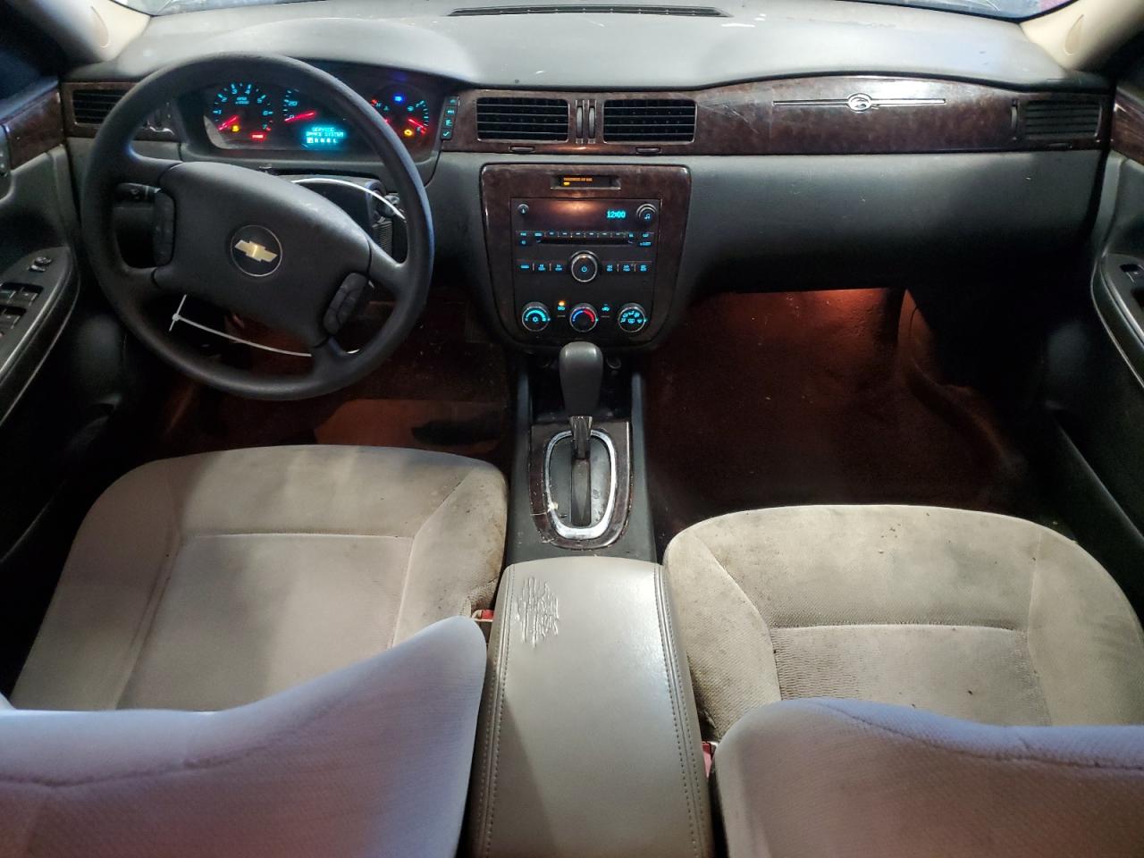 2015 Chevrolet Impala - Image 8