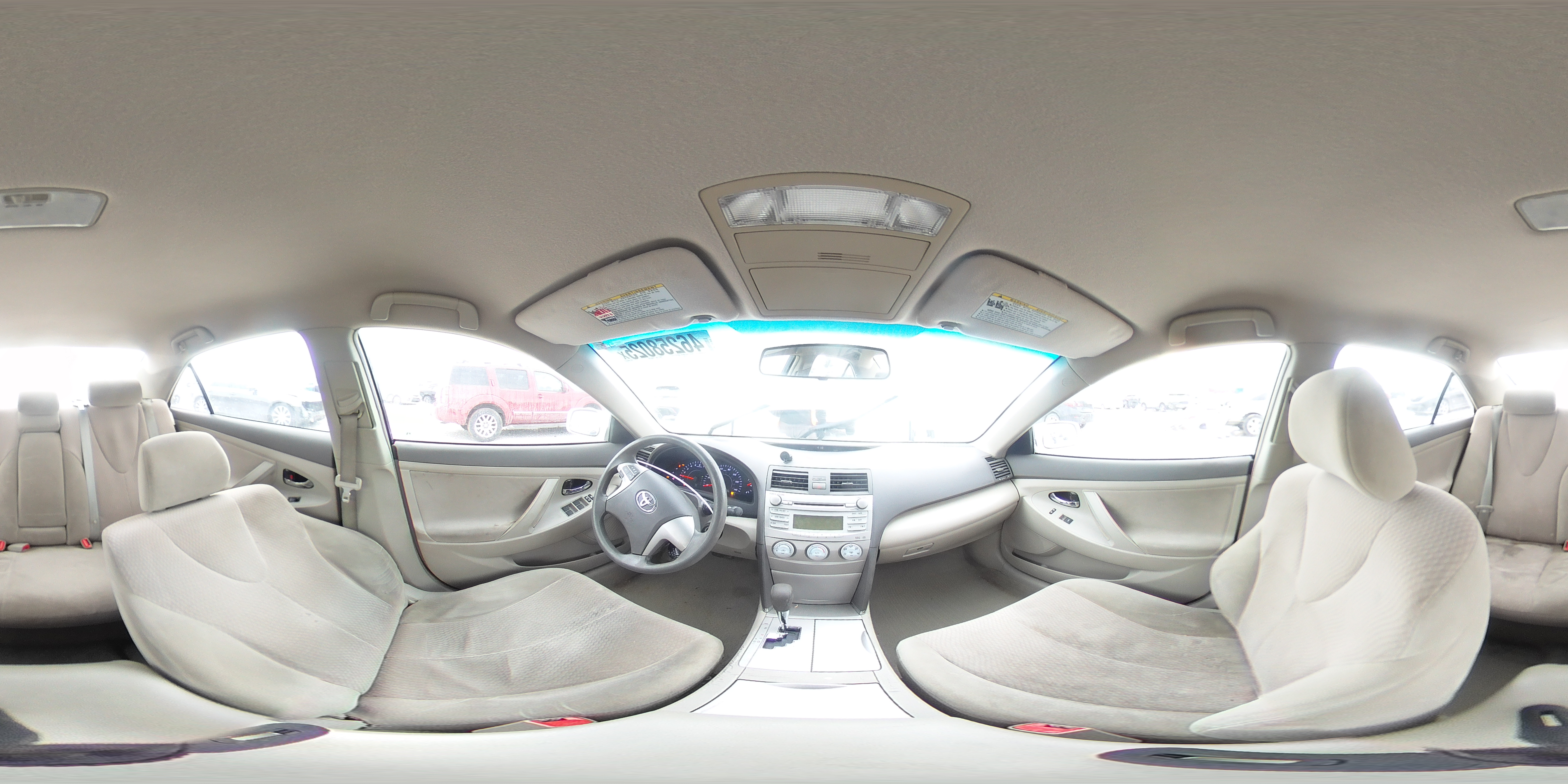 2010 Toyota Camry - Image 12