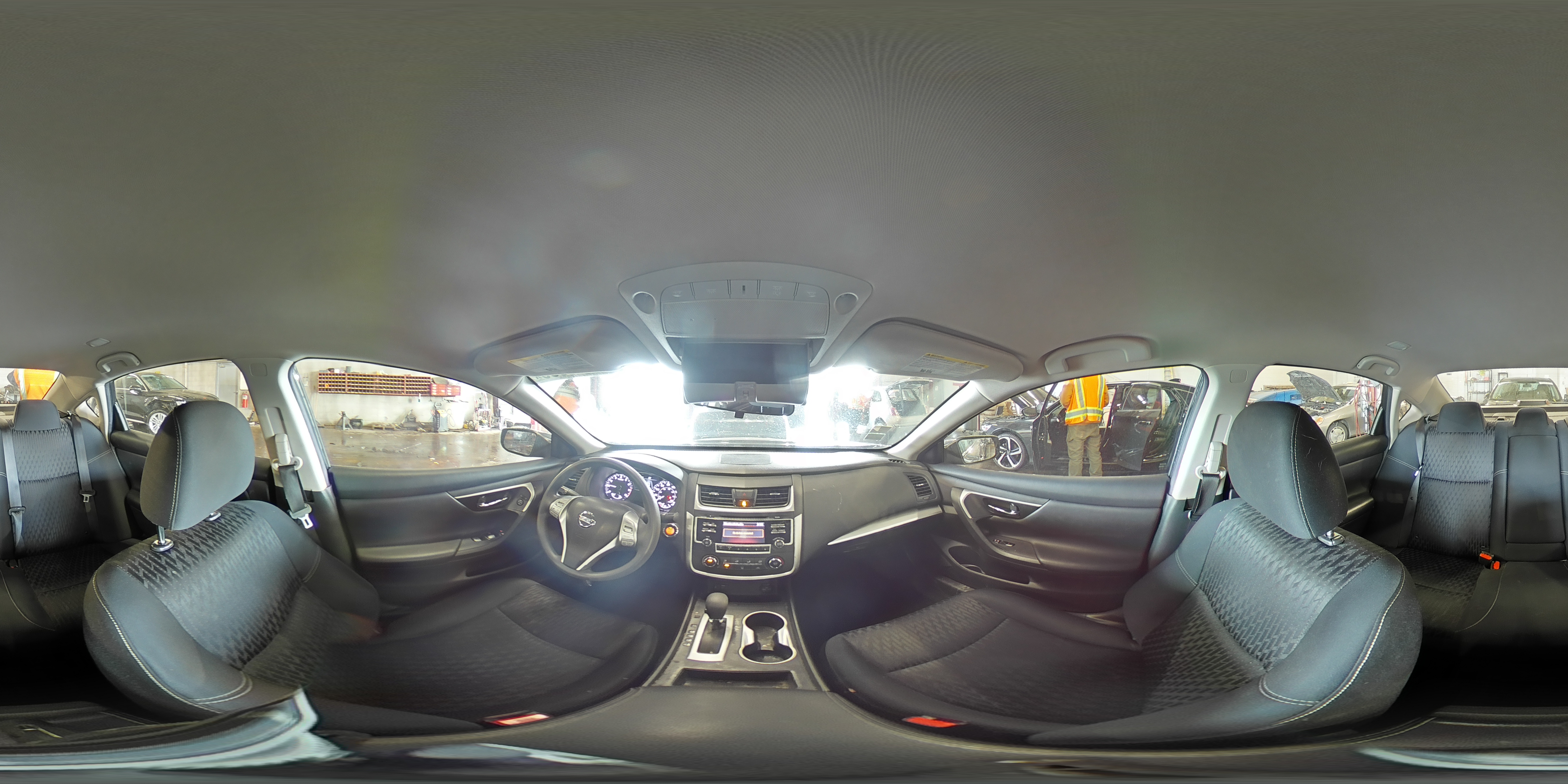 2017 Nissan Altima - Image 14