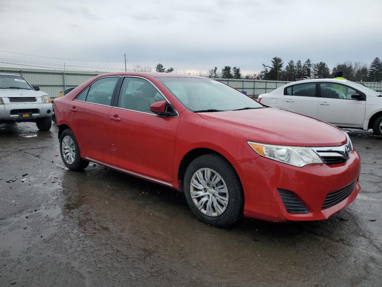 2014 Toyota Camry - Image 4