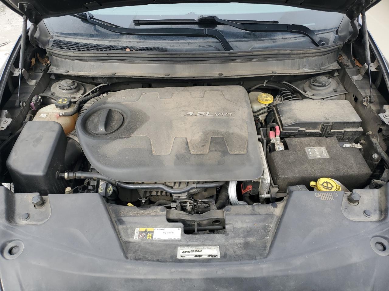 2014 Jeep Grand Cherokee - Image 11