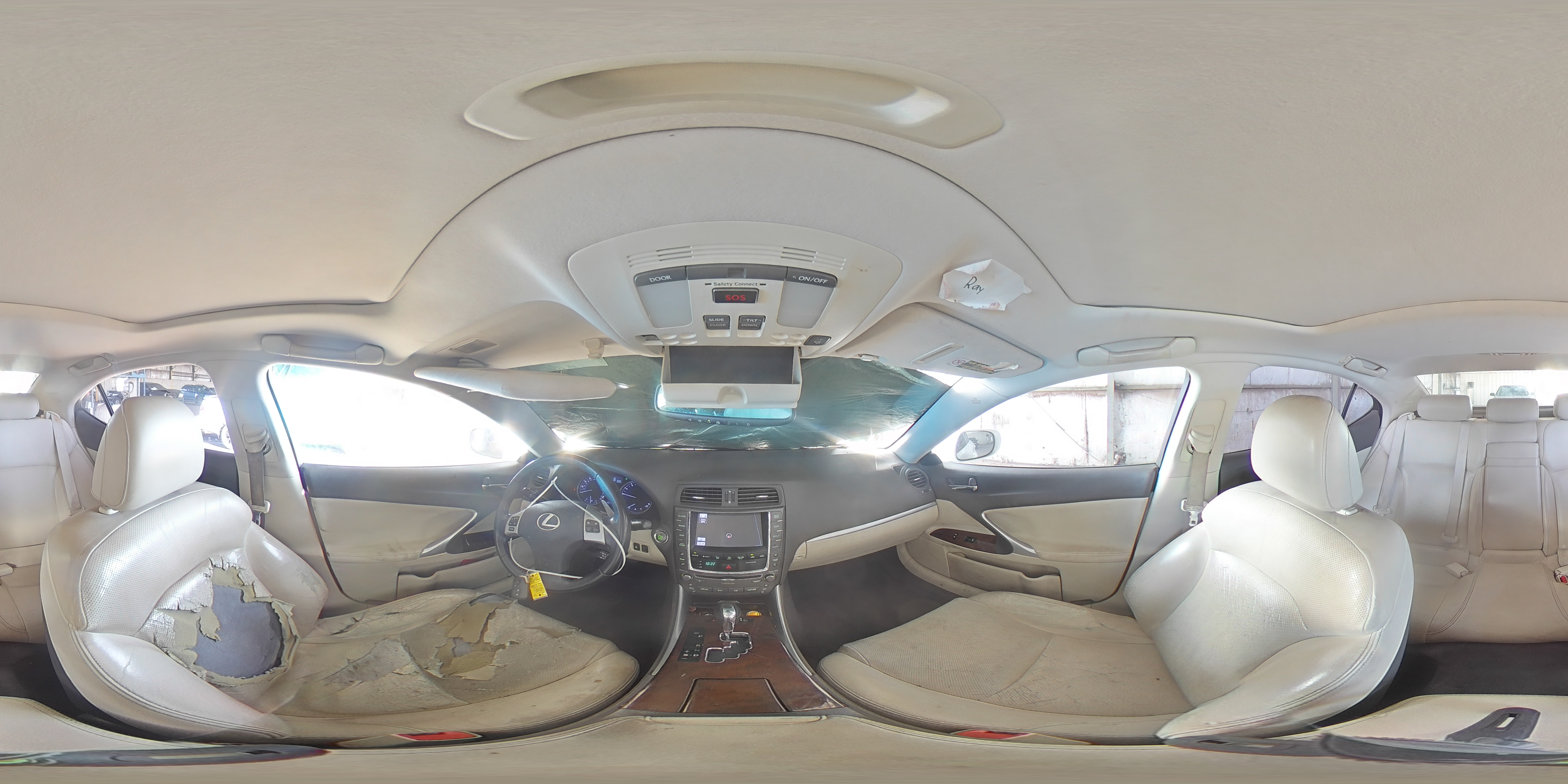 2011 Lexus IS - Image 13