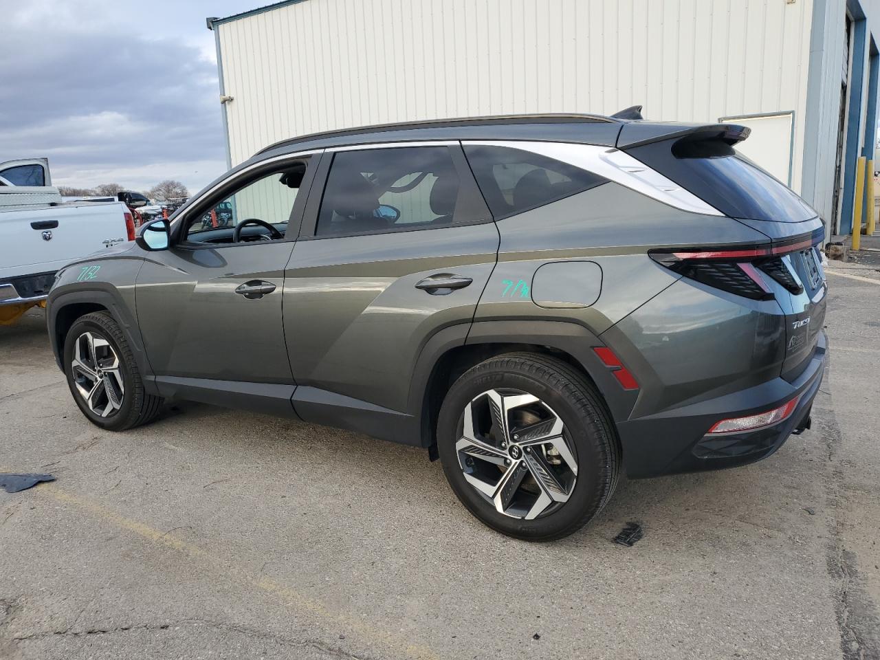 2023 Hyundai Tucson - Image 2