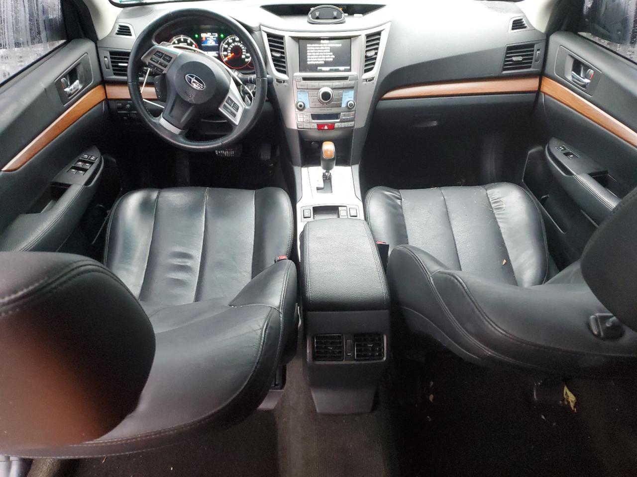 2013 Subaru Legacy - Image 8