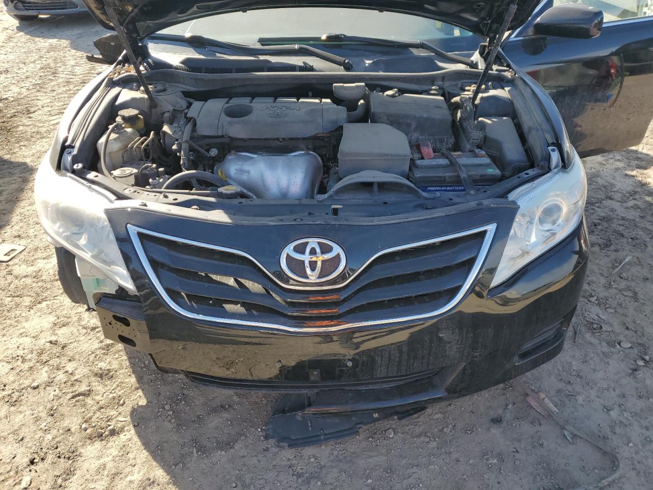 2011 Toyota Camry - Image 11