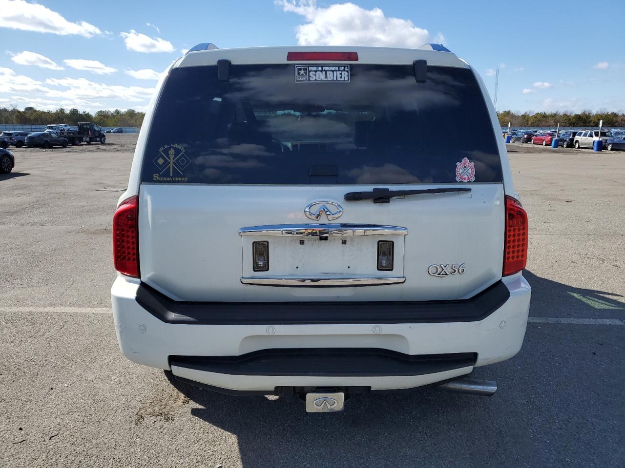 2009 Infiniti QX56 - Image 6