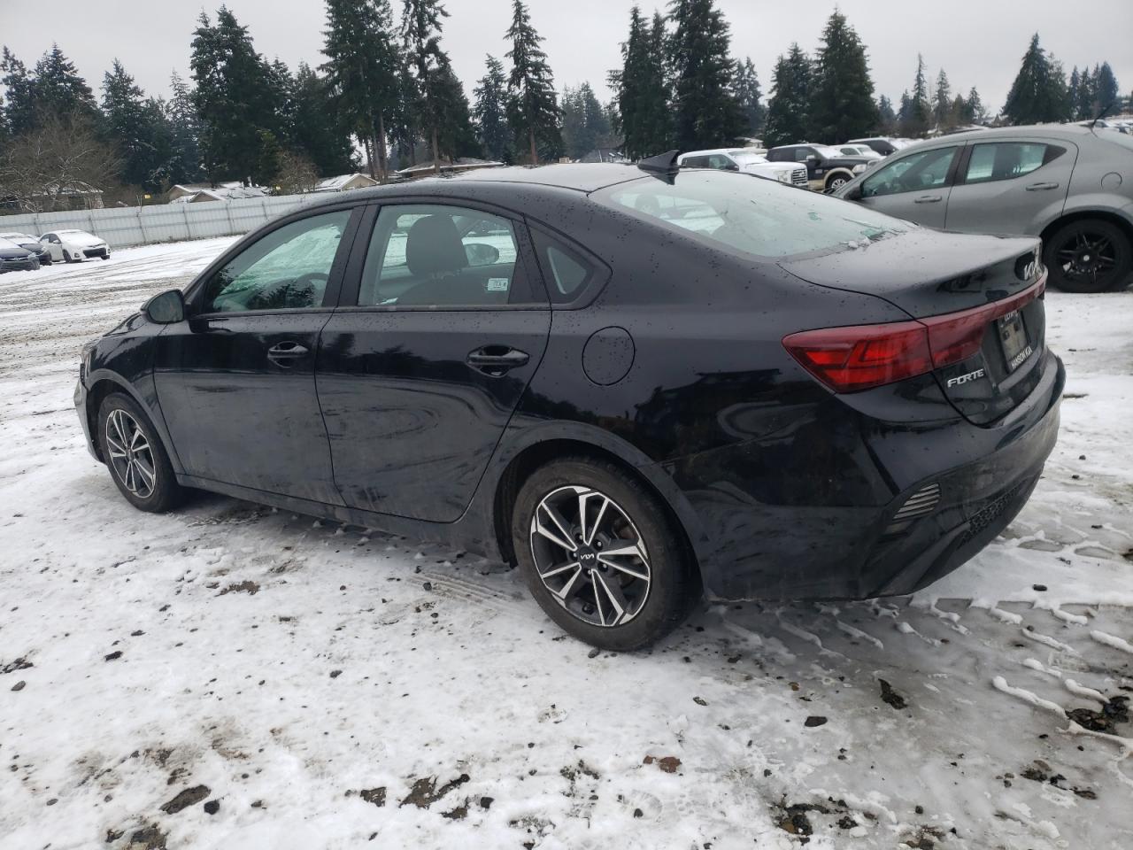 2023 Kia Forte - Image 2