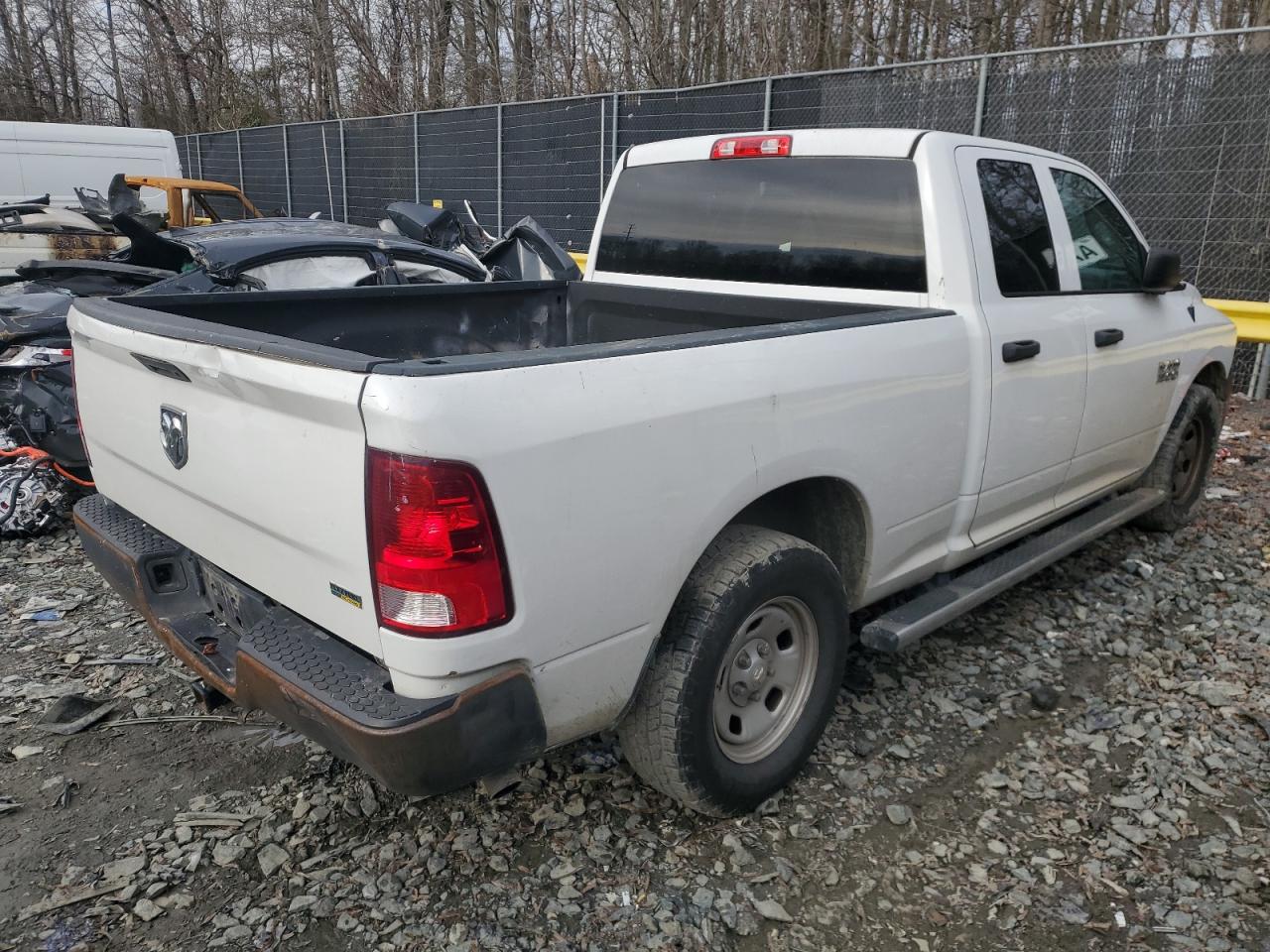 2017 RAM 1500 - Image 3