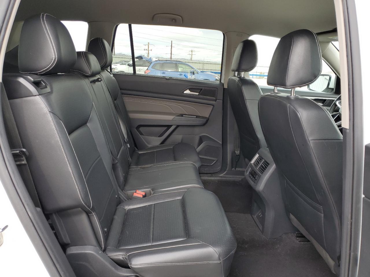 2021 Volkswagen Atlas - Image 11