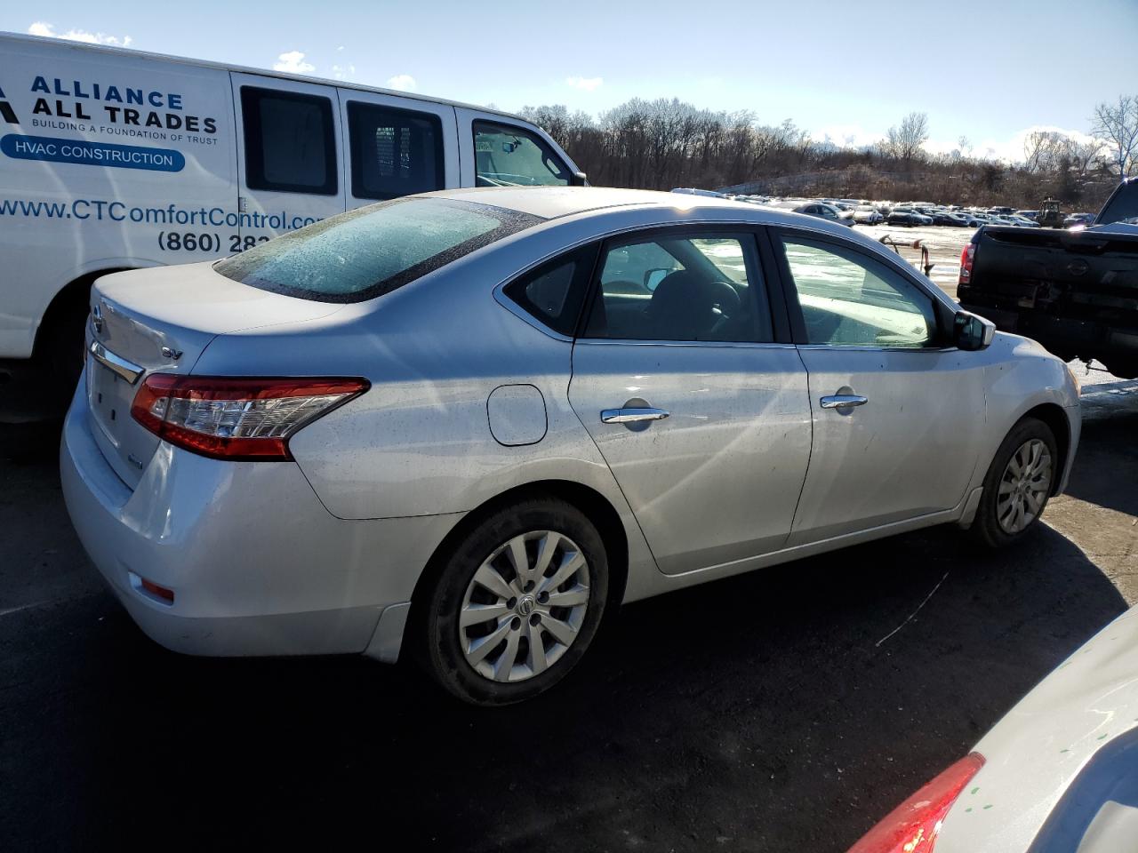2013 Nissan Sentra - Image 3