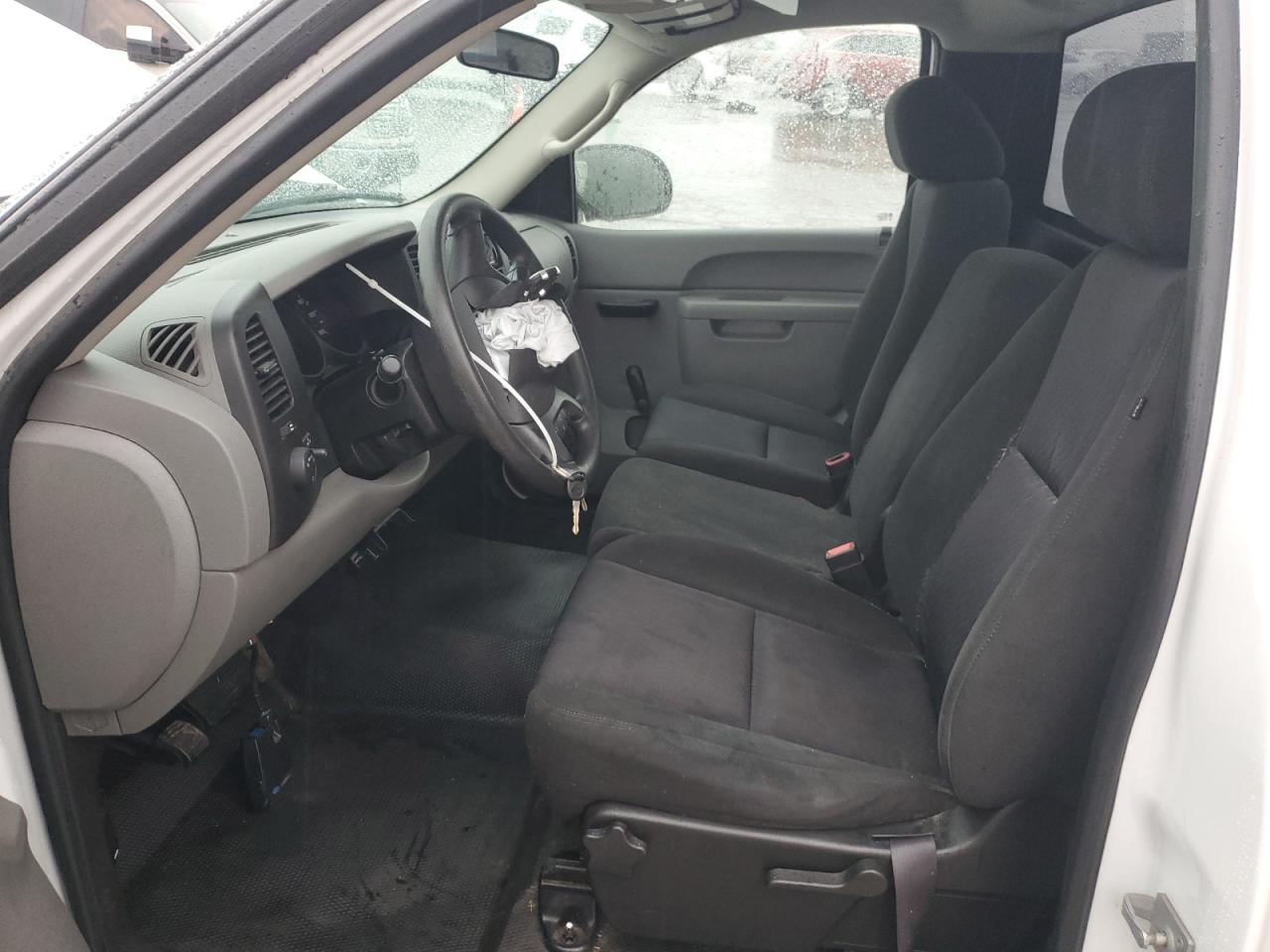 2011 GMC Sierra - Image 7