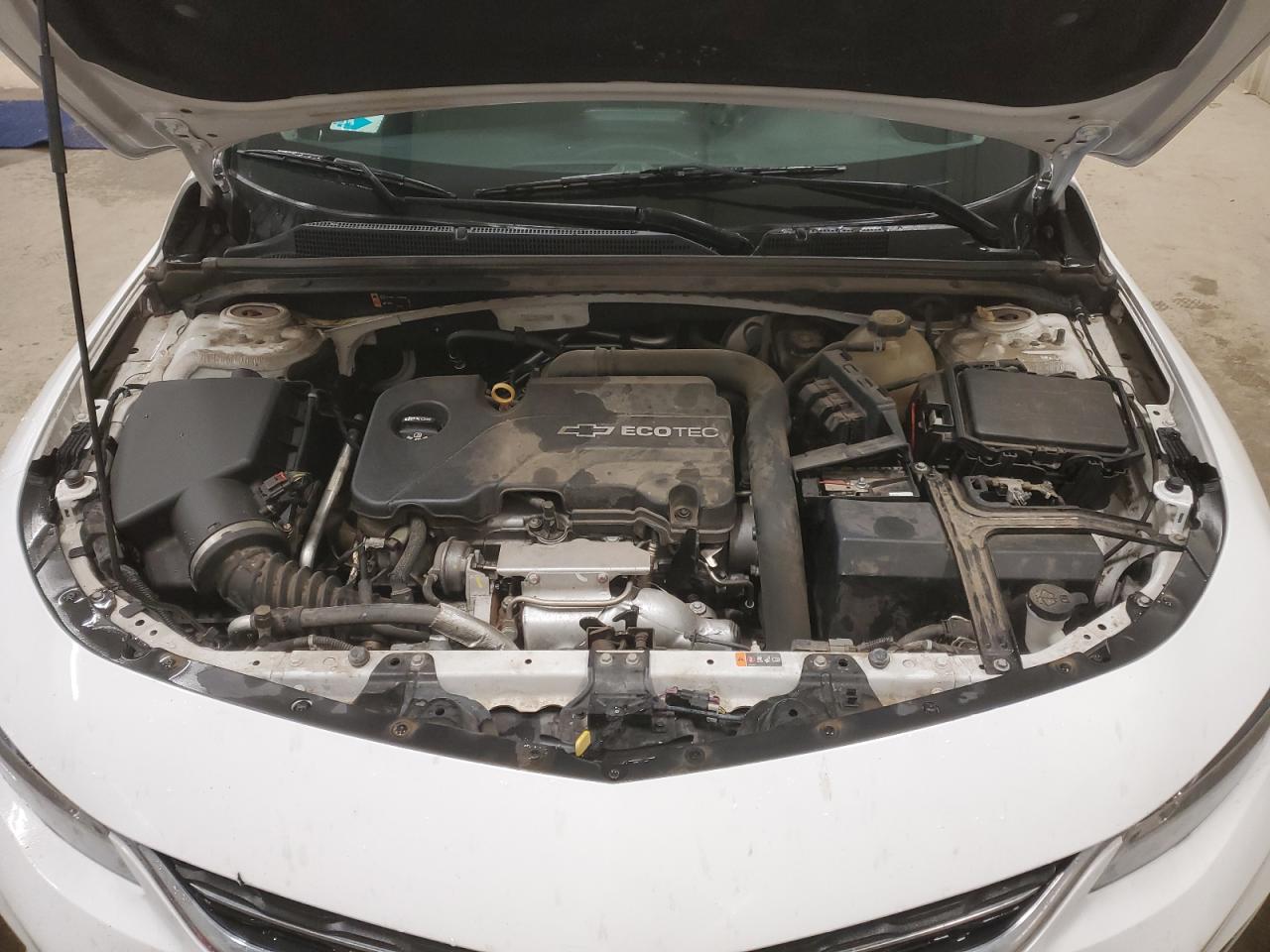 2016 Chevrolet Malibu - Image 11