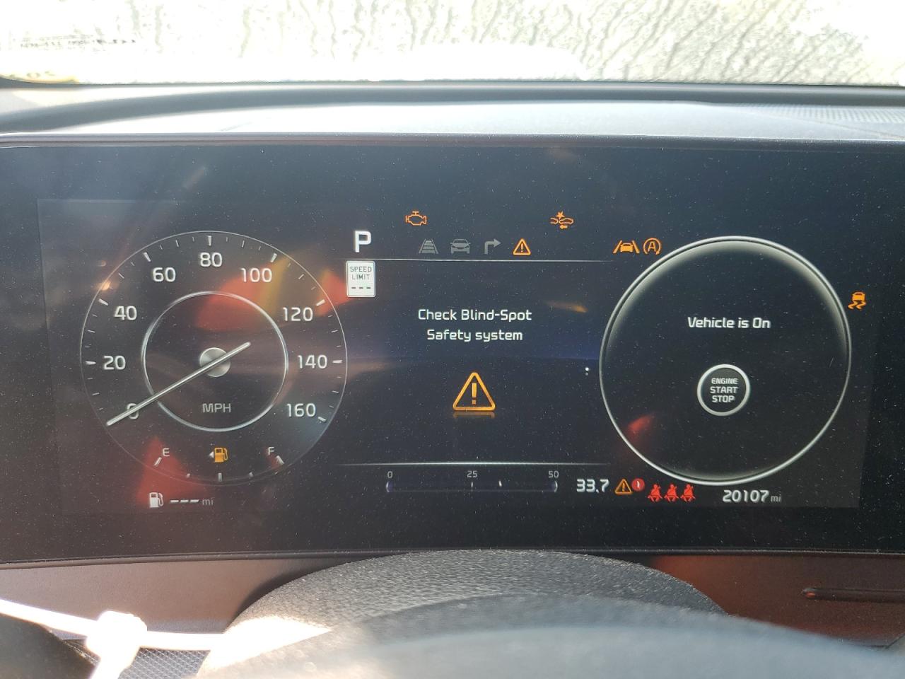 2023 Kia Sportage - Image 9