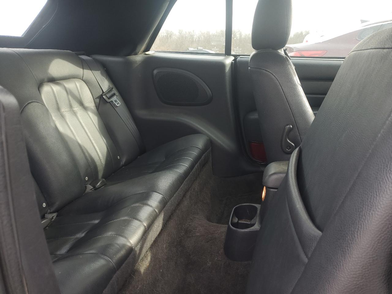 2004 Chrysler Sebring - Image 10