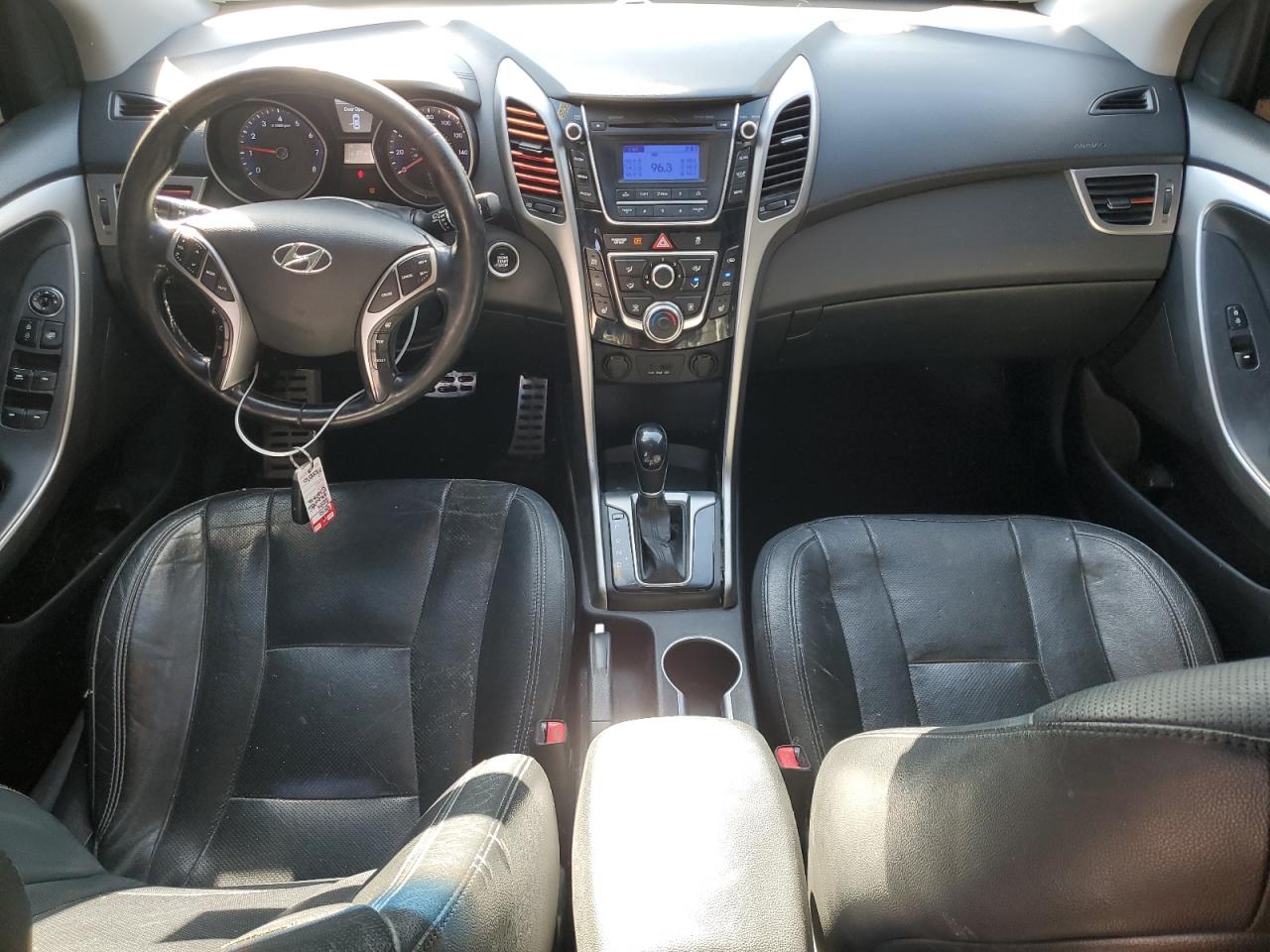 2014 Hyundai Elantra - Image 8