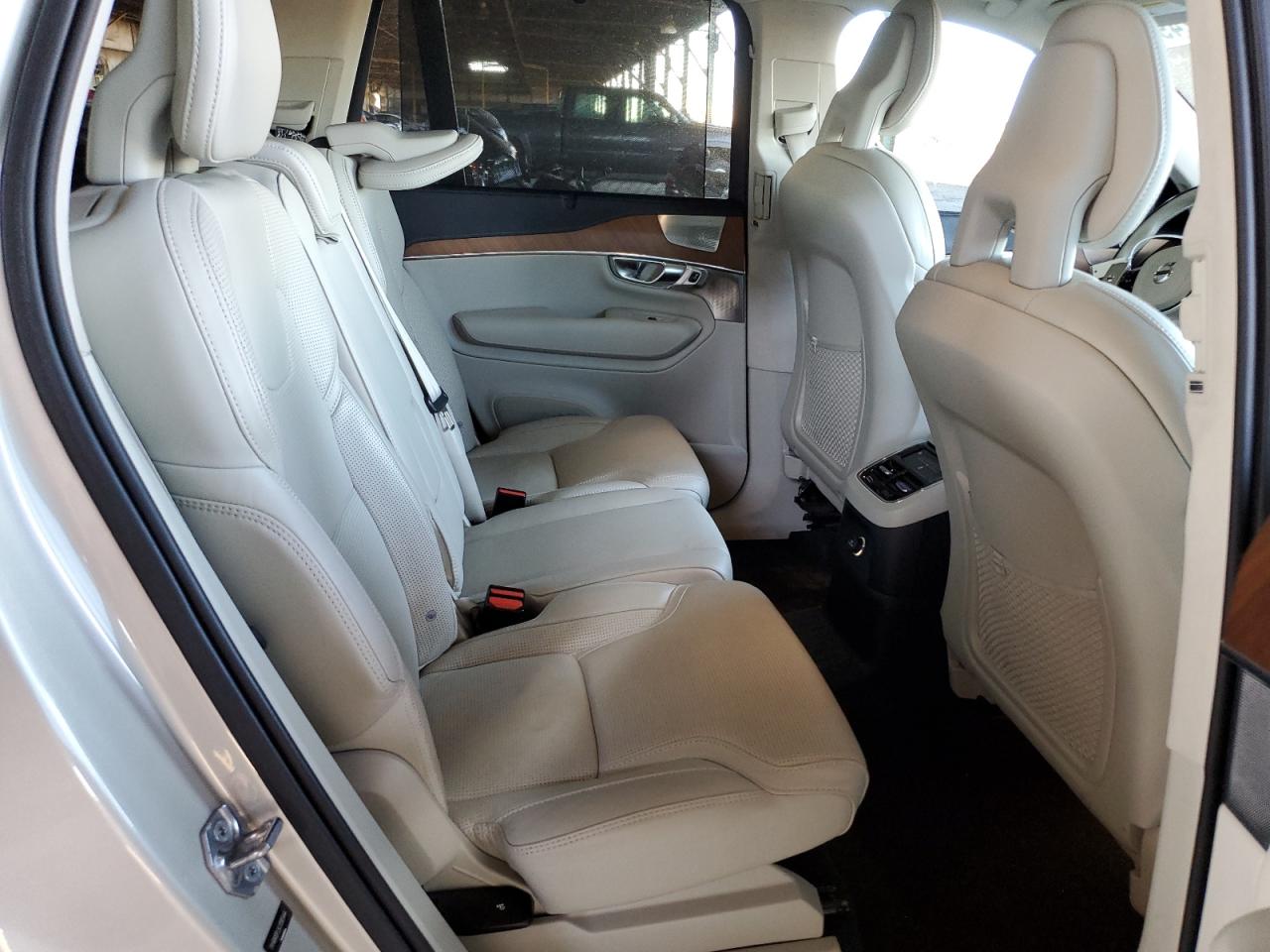 2018 Volvo XC90 - Image 11